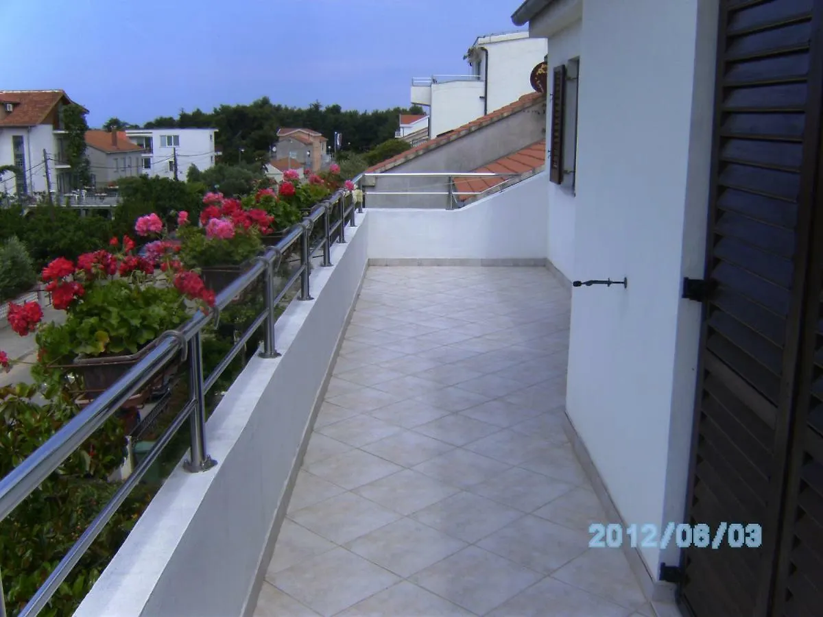 Apartments Mira Zadar